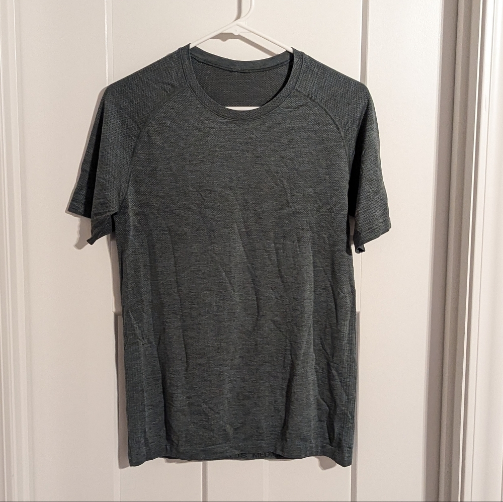 Lululemon Men's Swiftly Tech Tee - Dark Green sz XS